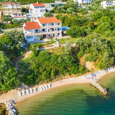 Apartmani Lovre Posedarje Zewnętrze zdjęcie
