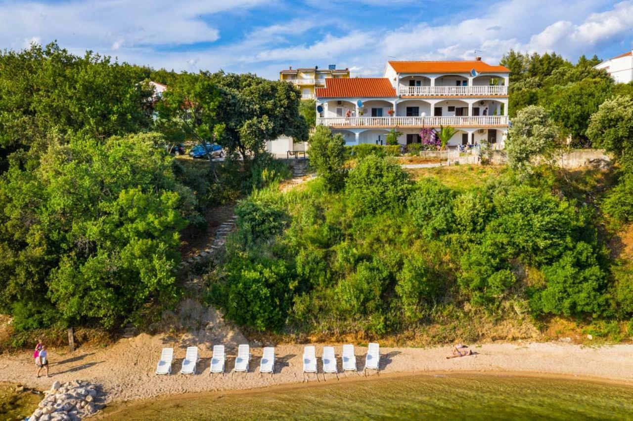 Apartmani Lovre Posedarje Zewnętrze zdjęcie